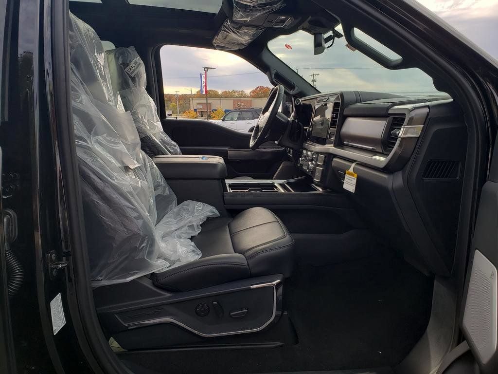 New 2026 Ford F250 Platinum AWD/4WD image 19