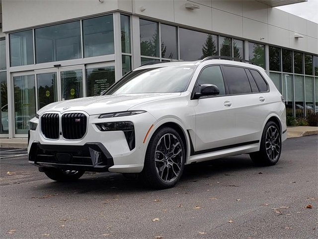 New 2026 BMW X7 M60i