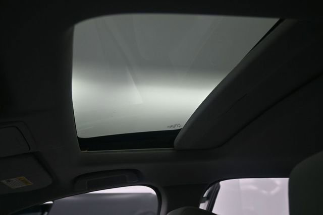 Used 2019 Honda CR-V EX image 16
