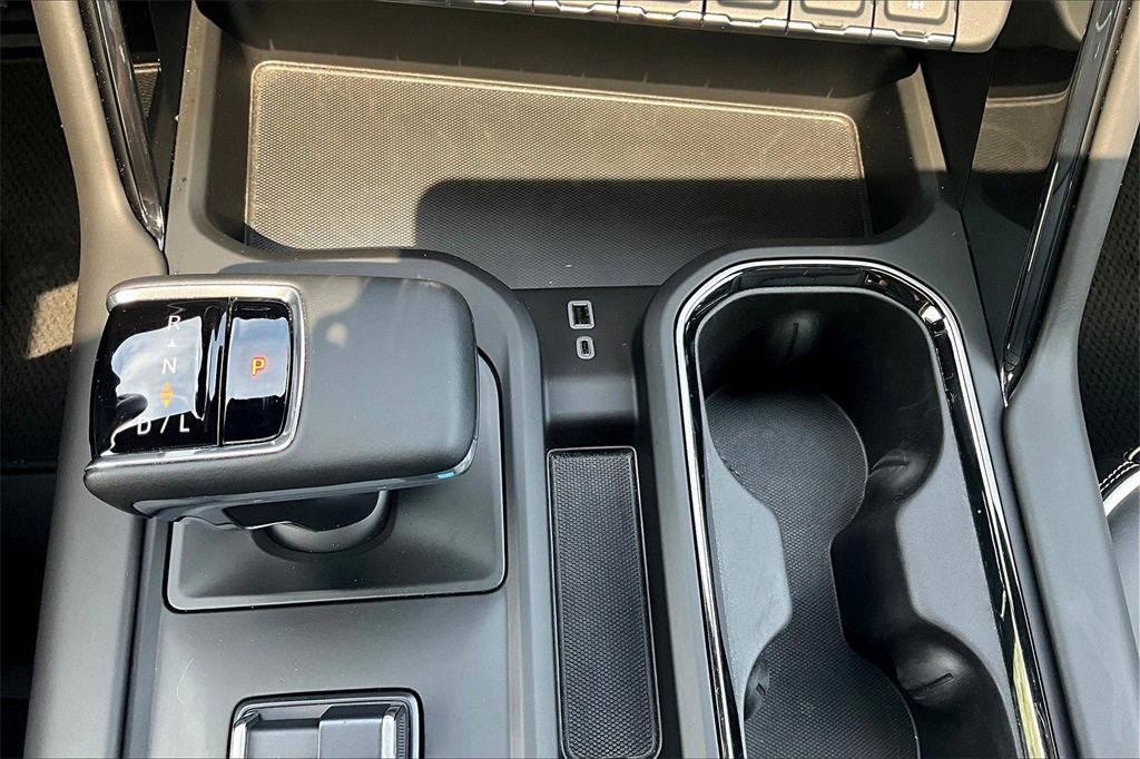 Used 2025 GMC Sierra 1500 AT4X image 33