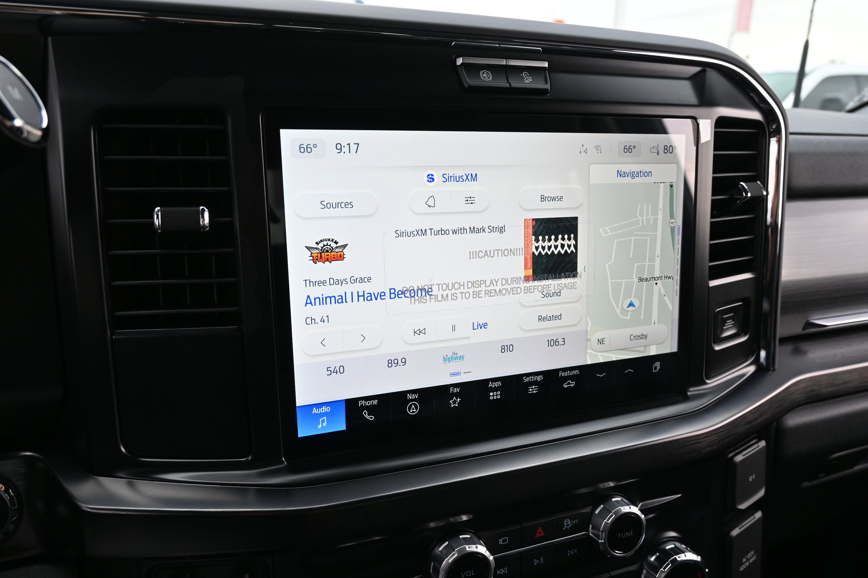 New 2026 Ford F250 Lariat w/ Black Appearance Package image 25