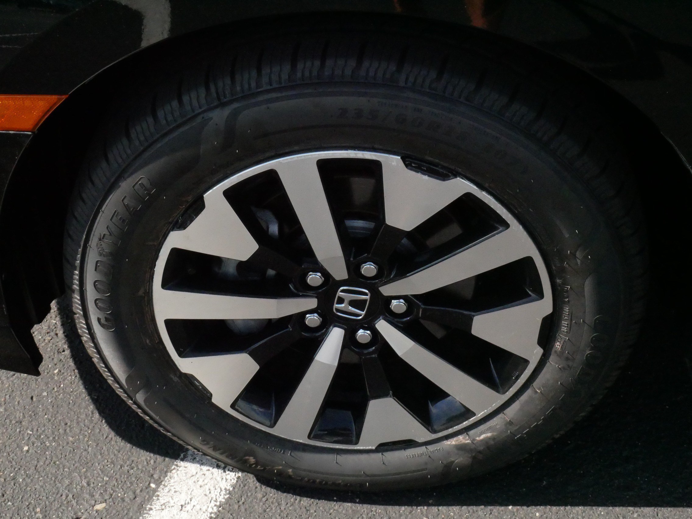 Used 2025 Honda Odyssey EX-L image 15