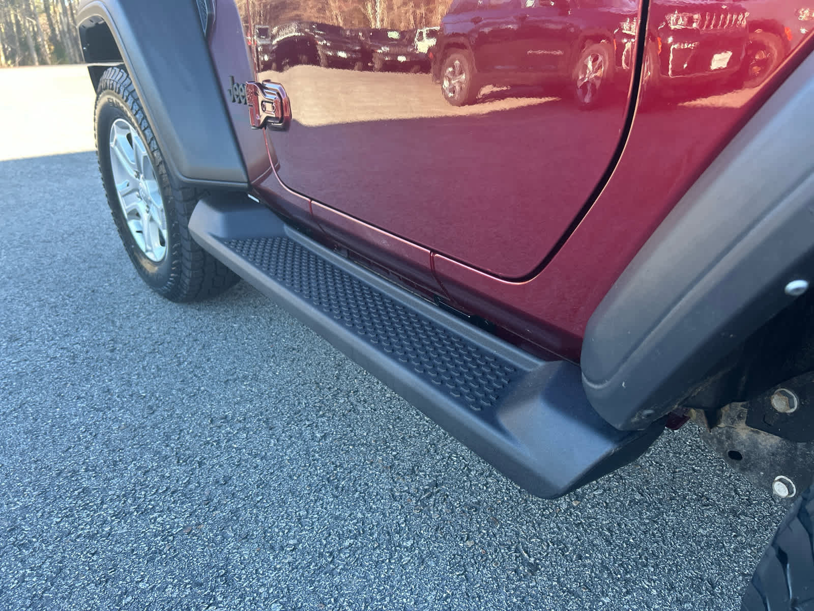 Used 2022 Jeep Wrangler Sport AWD/4WD image 21