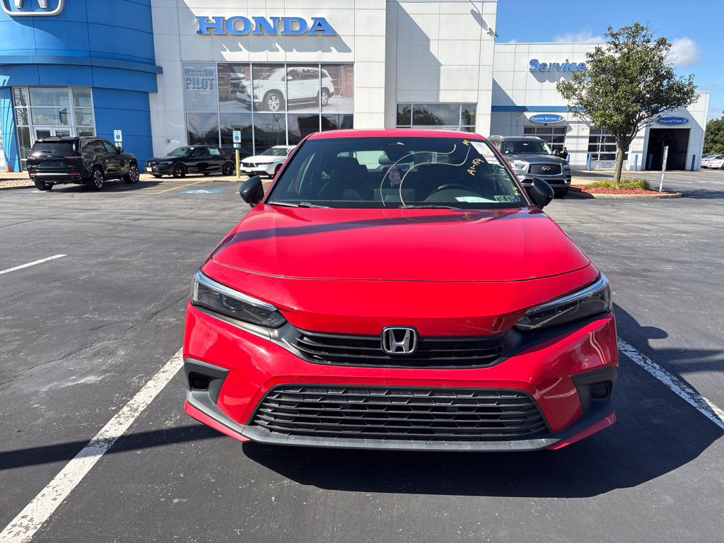 Used 2023 Honda Civic Sport image 2