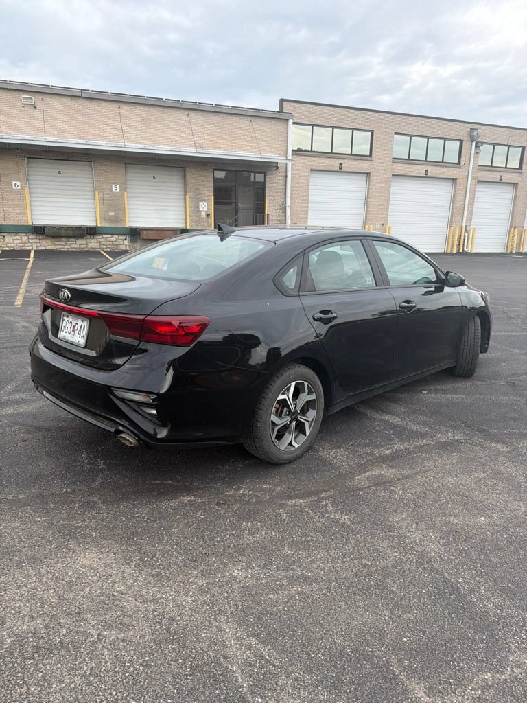 Used 2021 Kia Forte LXS FWD image 4