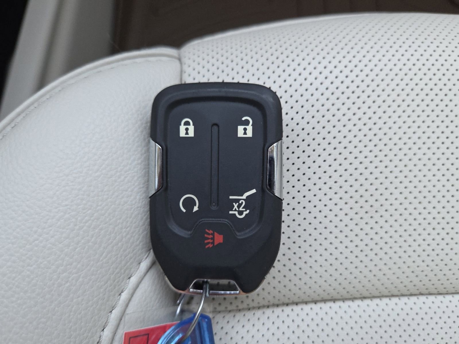 Used 2023 GMC Acadia Denali w/ Denali Technology Package FWD image 39