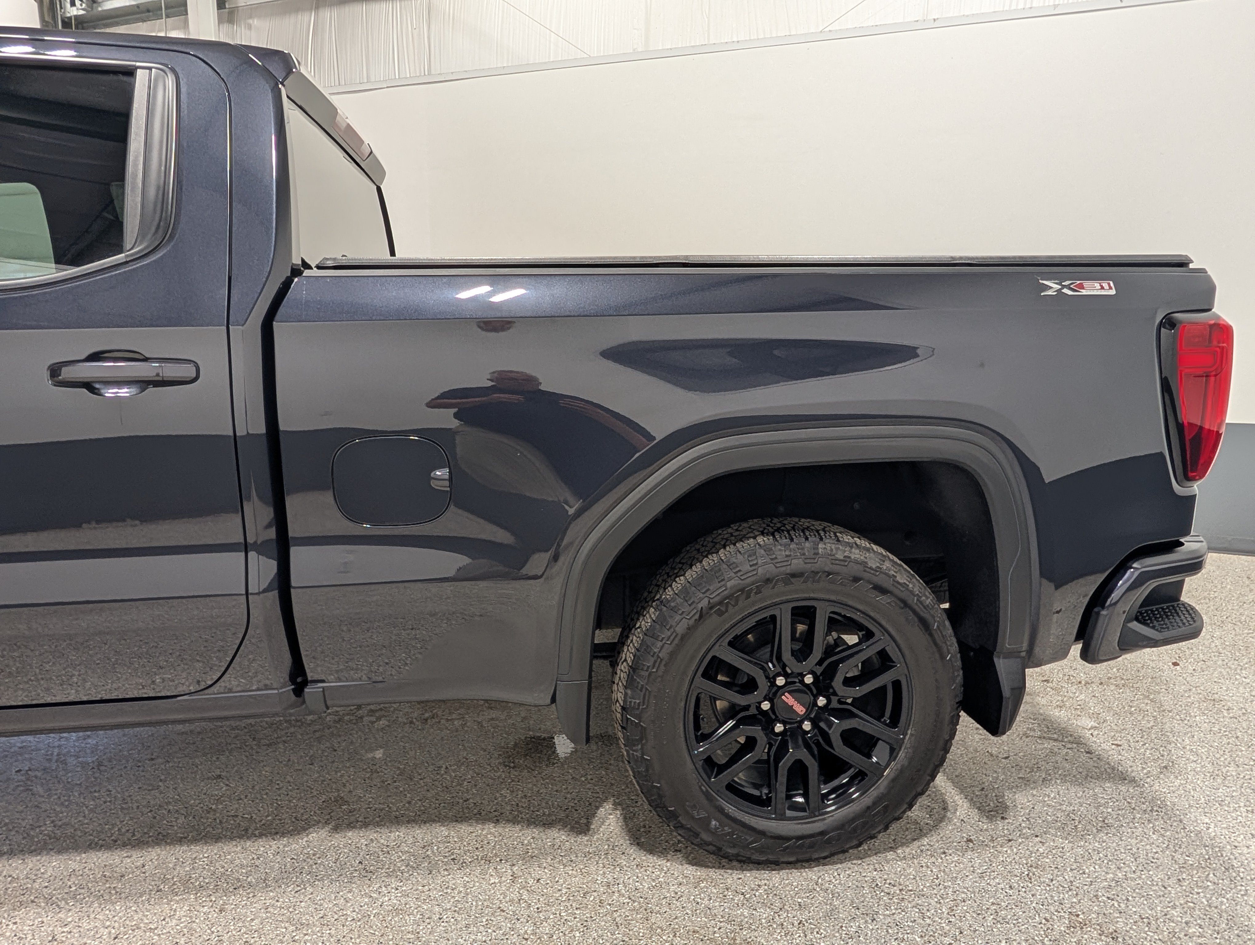 Used 2024 GMC Sierra 1500 Elevation w/ X31 Off-Road Package AWD/4WD image 6