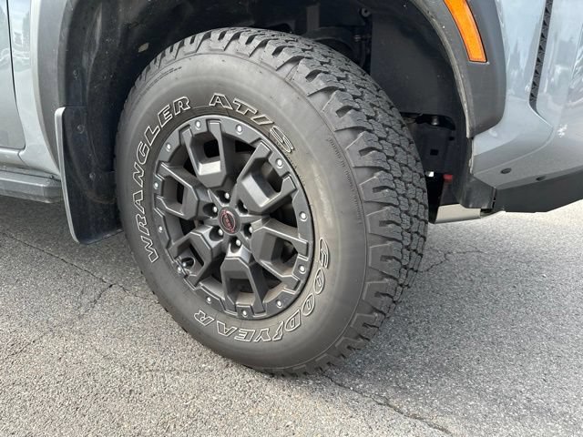Certified 2022 Nissan Frontier PRO-4X w/ Pro-4X Premium Package AWD/4WD image 8