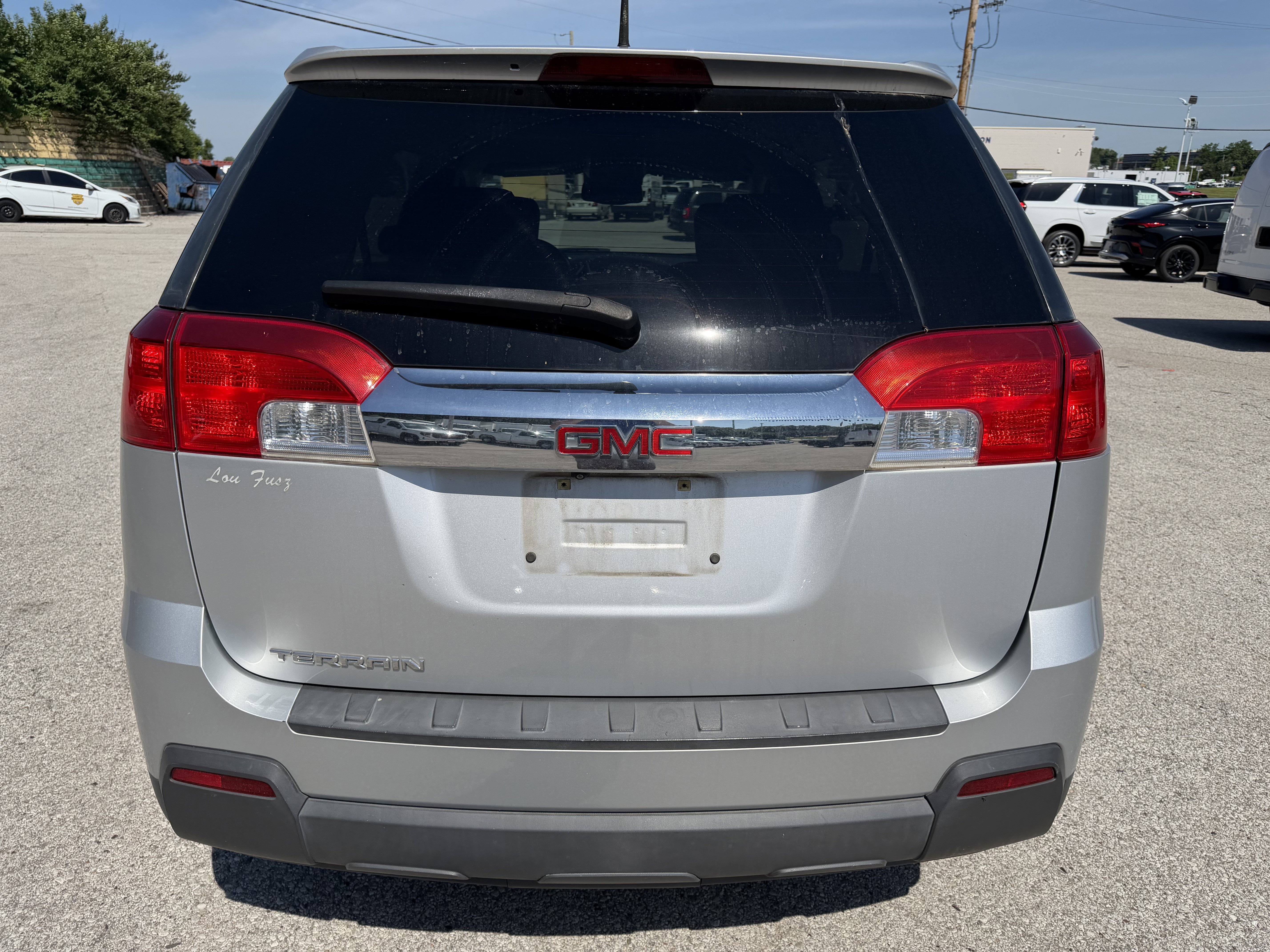 Used 2010 GMC Terrain SLE FWD image 6