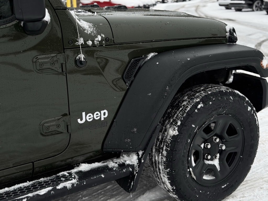 Used 2021 Jeep Wrangler Sport image 9