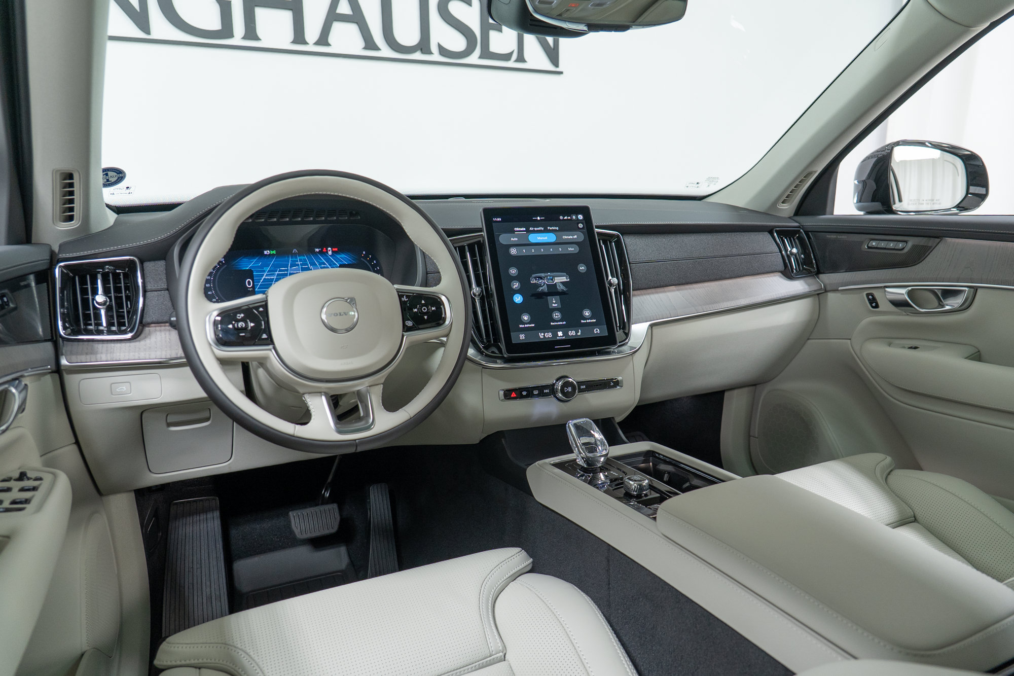 New 2027 Volvo XC90 B6 Ultra AWD/4WD image 16