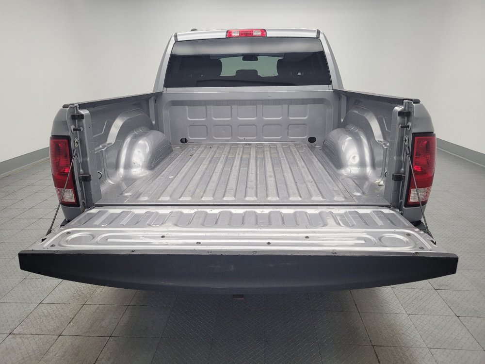 Used 2021 RAM 1500 Classic SLT RWD image 29