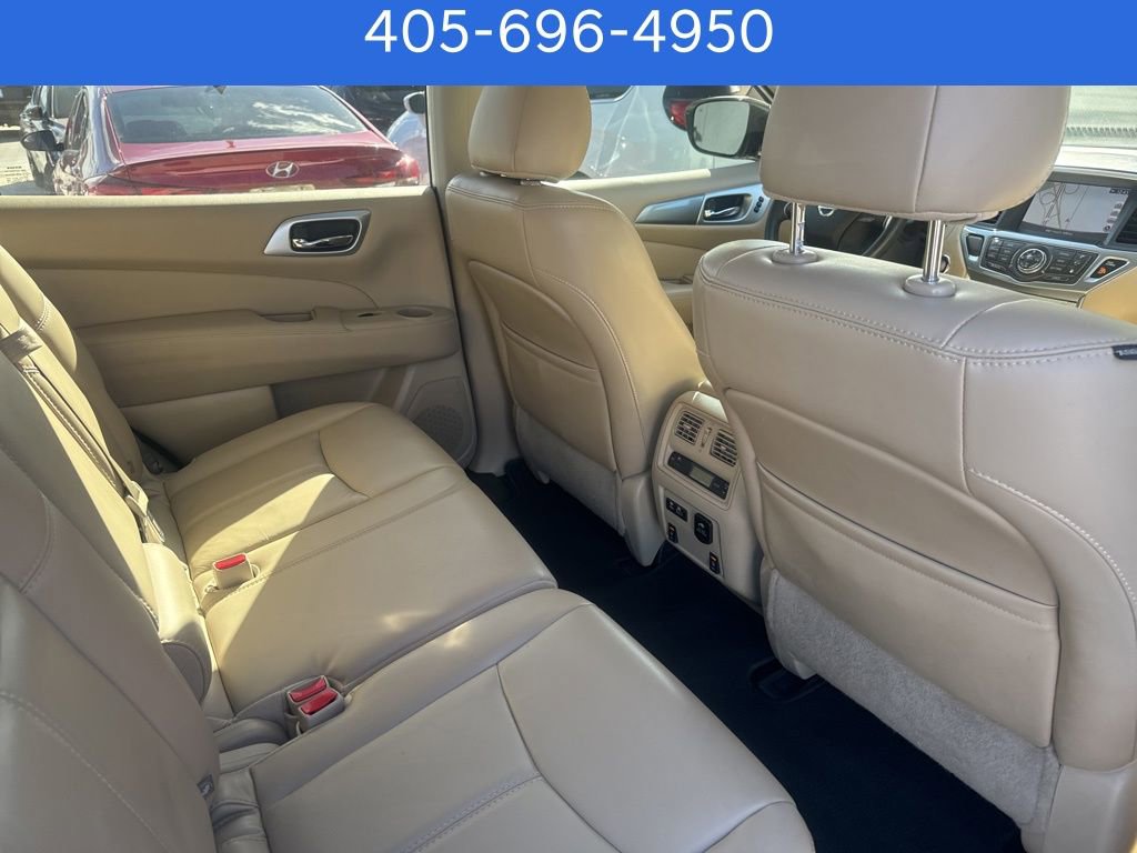 Used 2019 Nissan Pathfinder SL w/ Cargo Package image 31