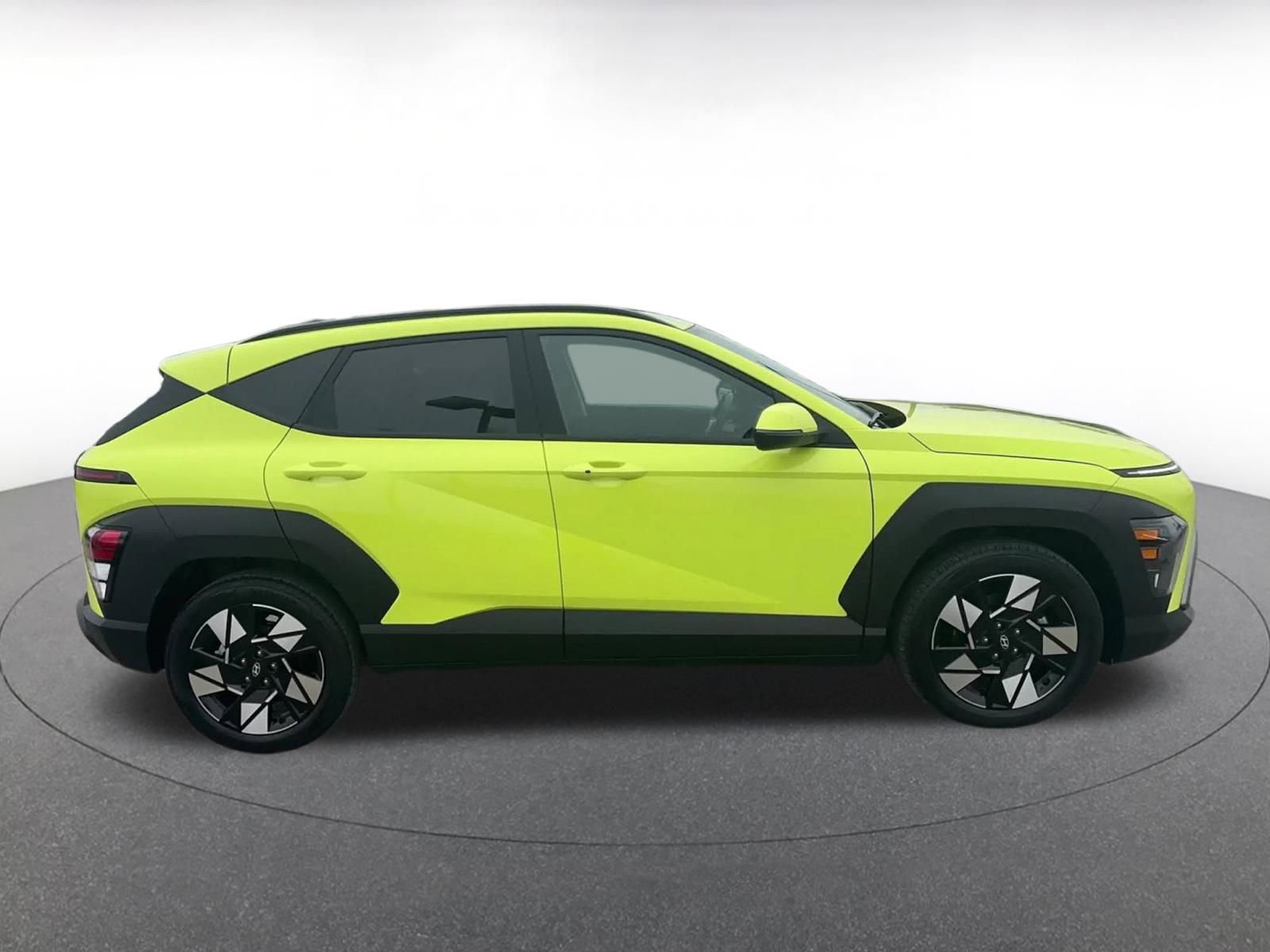 Used 2025 Hyundai Kona SEL image 16