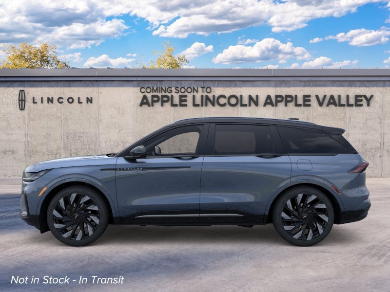 New 2026 Lincoln Nautilus Reserve w/ Jet Appearance Package AWD/4WD image 3