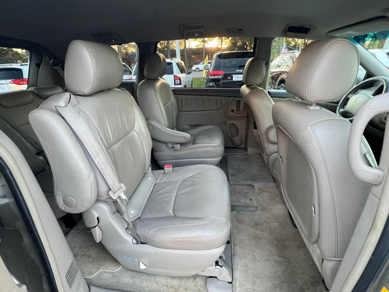 Used 2008 Toyota Sienna image 11