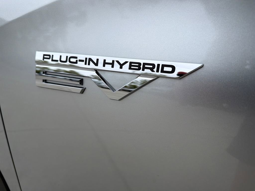 Used 2025 Mitsubishi Outlander ES AWD/4WD image 11