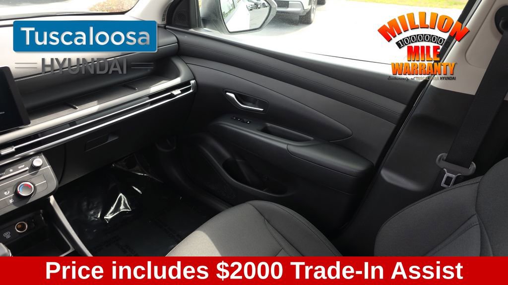 Used 2025 Hyundai Tucson SE FWD image 28
