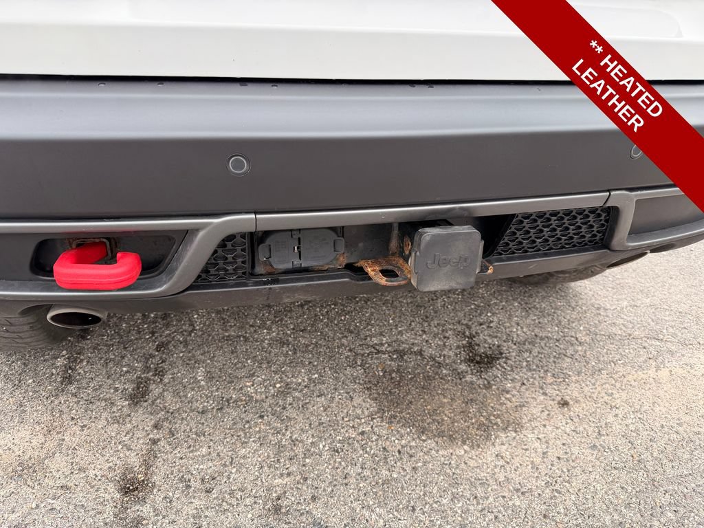 Used 2019 Jeep Cherokee Trailhawk w/ Comfort & Convenience Group AWD/4WD image 6