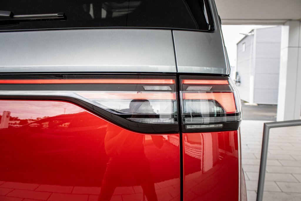New 2025 Volkswagen ID. Buzz Pro S Plus image 19
