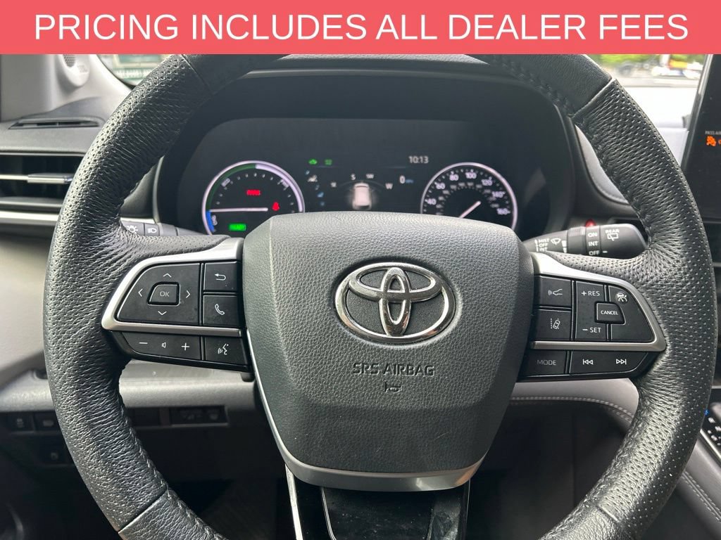 Certified 2021 Toyota Sienna Limited FWD image 14