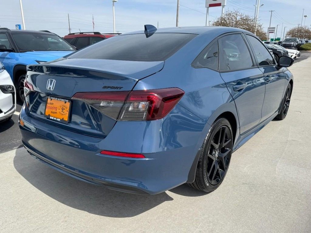 Used 2026 Honda Civic FWD Hybrid Sedan image 3