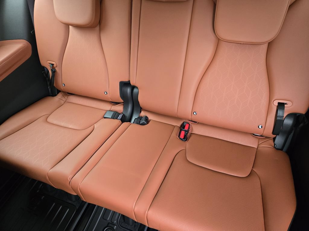 New 2026 Kia Carnival EX FWD image 22