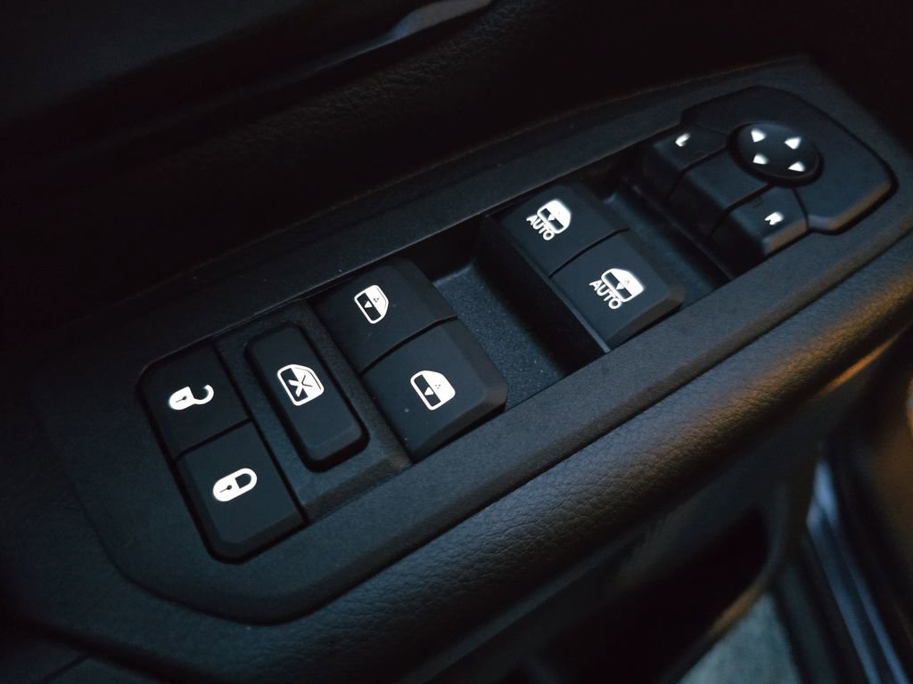 New 2026 RAM 1500 Classic Warlock image 27