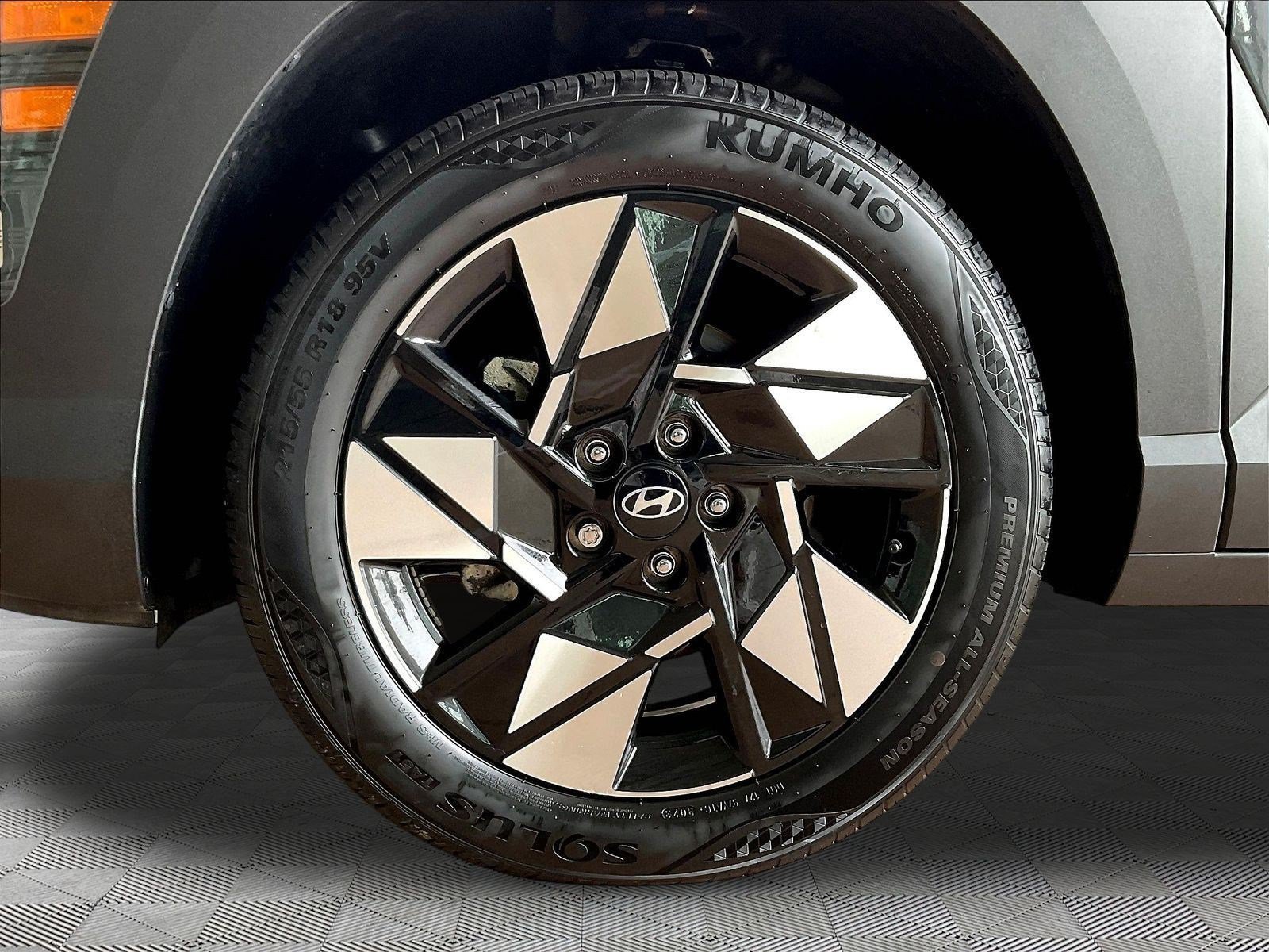 Used 2024 Hyundai Kona SEL FWD image 31