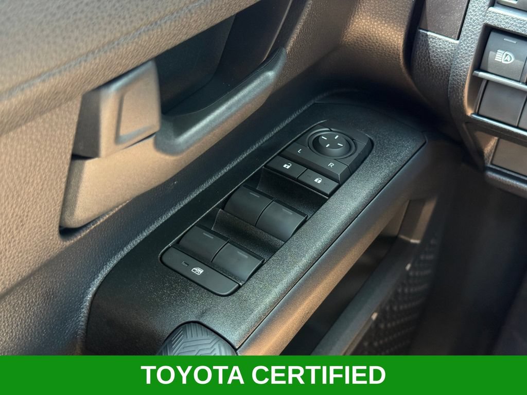 Used 2026 Toyota 4Runner SR5 RWD image 7