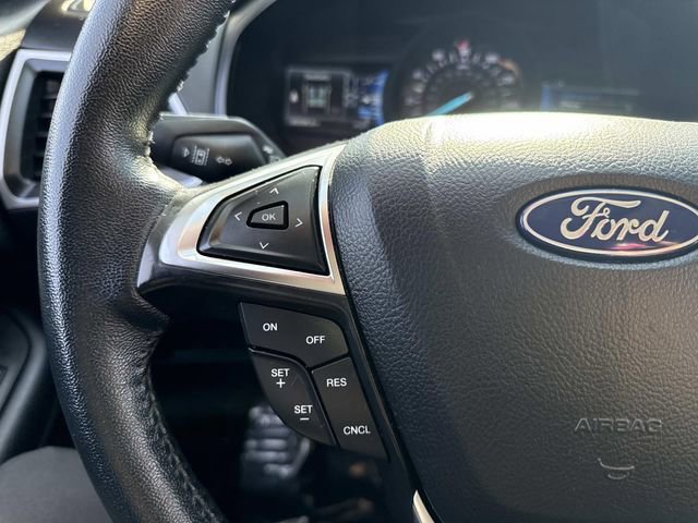 Used 2024 Ford Edge SEL image 32