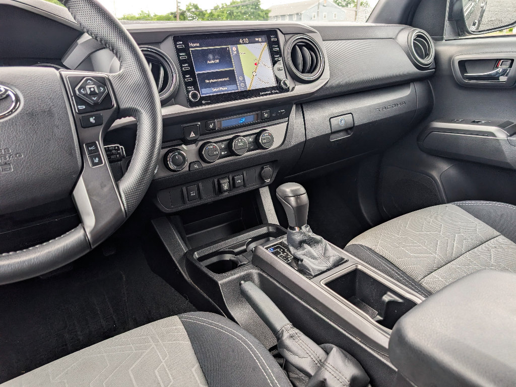 Used 2021 Toyota Tacoma TRD Sport AWD/4WD image 23