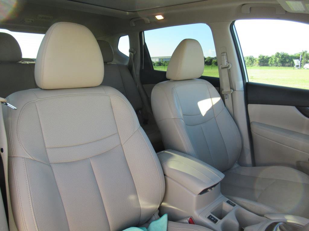 Used 2020 Nissan Rogue SL w/ Premium Package AWD/4WD image 9