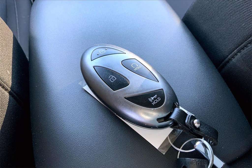 Used 2025 Hyundai Kona SEL image 25