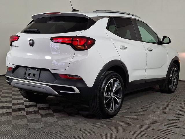 Used 2023 Buick Encore GX Select AWD/4WD image 9