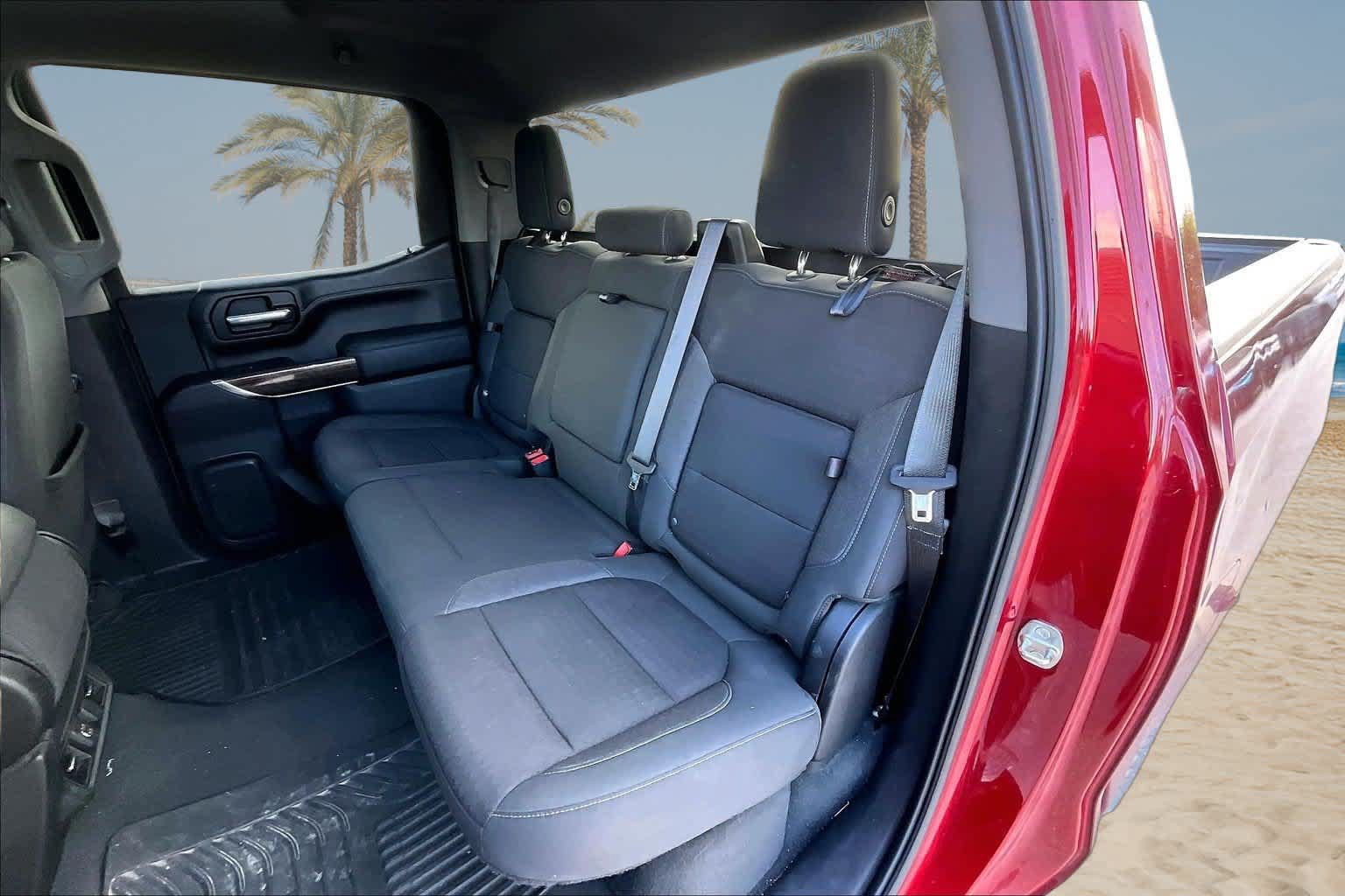 Used 2021 Chevrolet Silverado 1500 RST w/ Z71 Off-Road Package AWD/4WD image 10