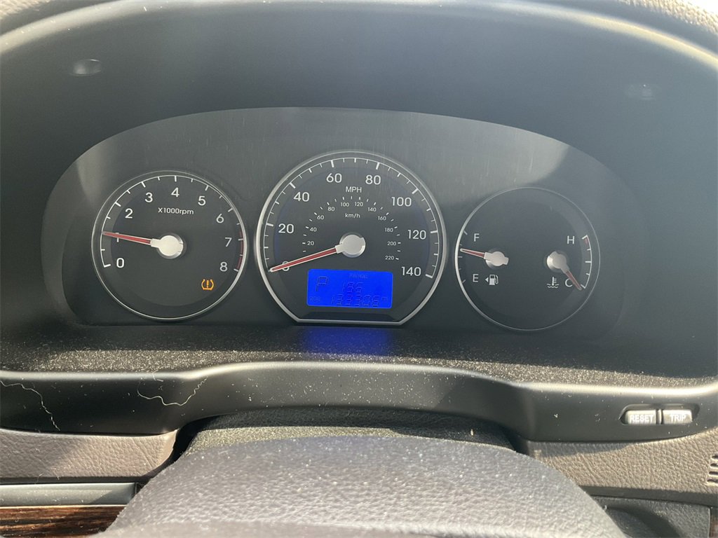 Used 2011 Hyundai Santa Fe Limited image 22