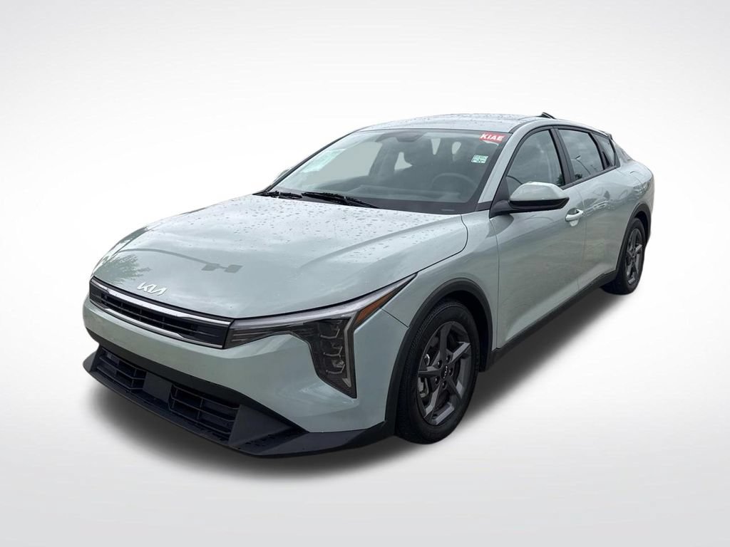 Used 2025 Kia K4 FWD image 5