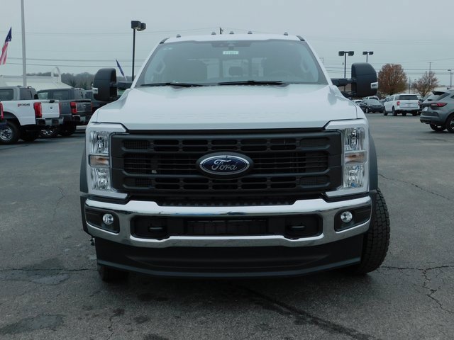 New 2026 Ford F450 XL w/ XL Driver Assist Package image 3