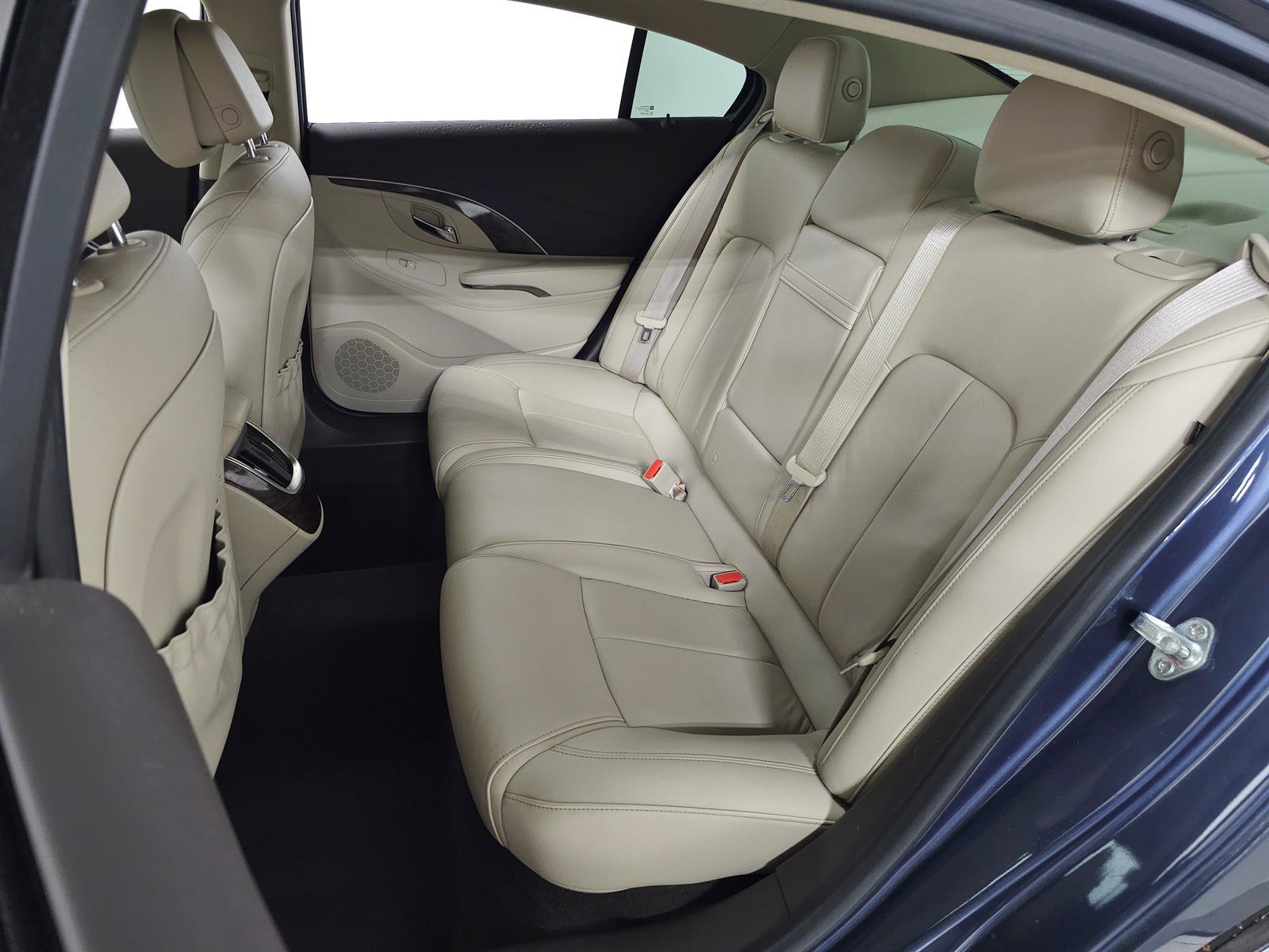 Used 2014 Buick LaCrosse Leather w/ Driver Confidence Package FWD image 23