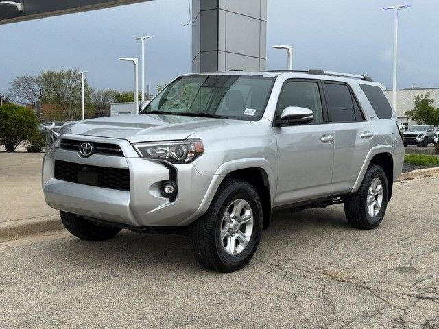 Used 2023 Toyota 4Runner SR5 Premium w/ Moonroof Package AWD/4WD image 7