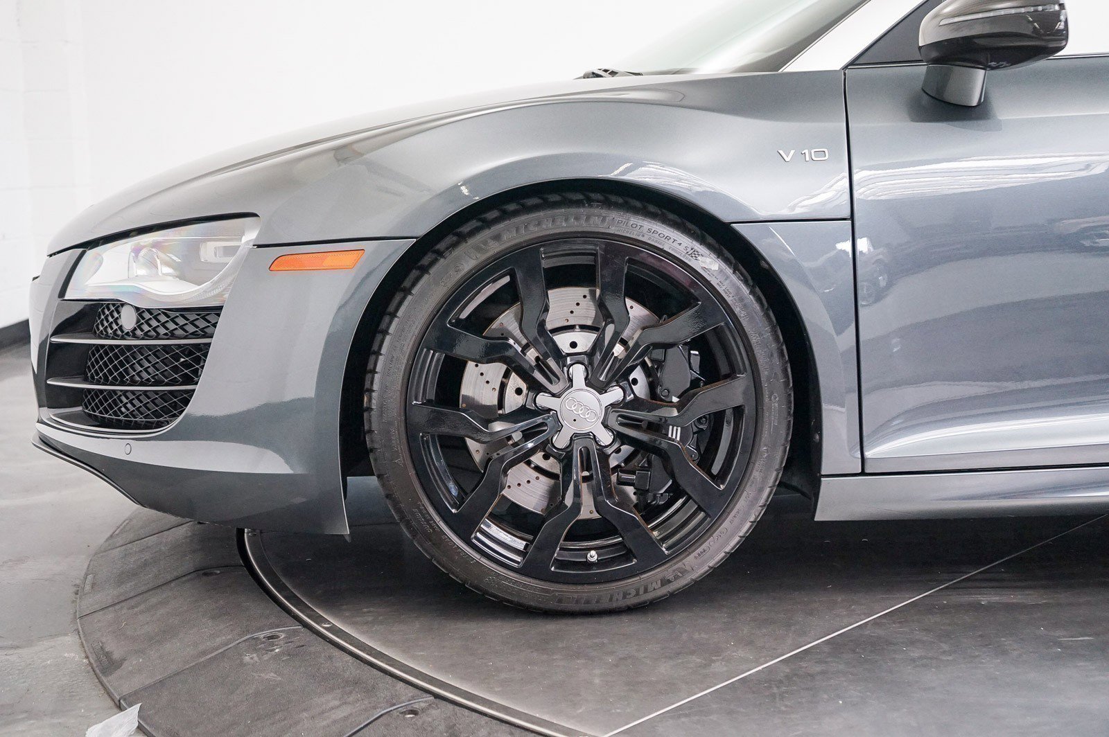 Used 2012 Audi R8 V10 AWD/4WD image 24