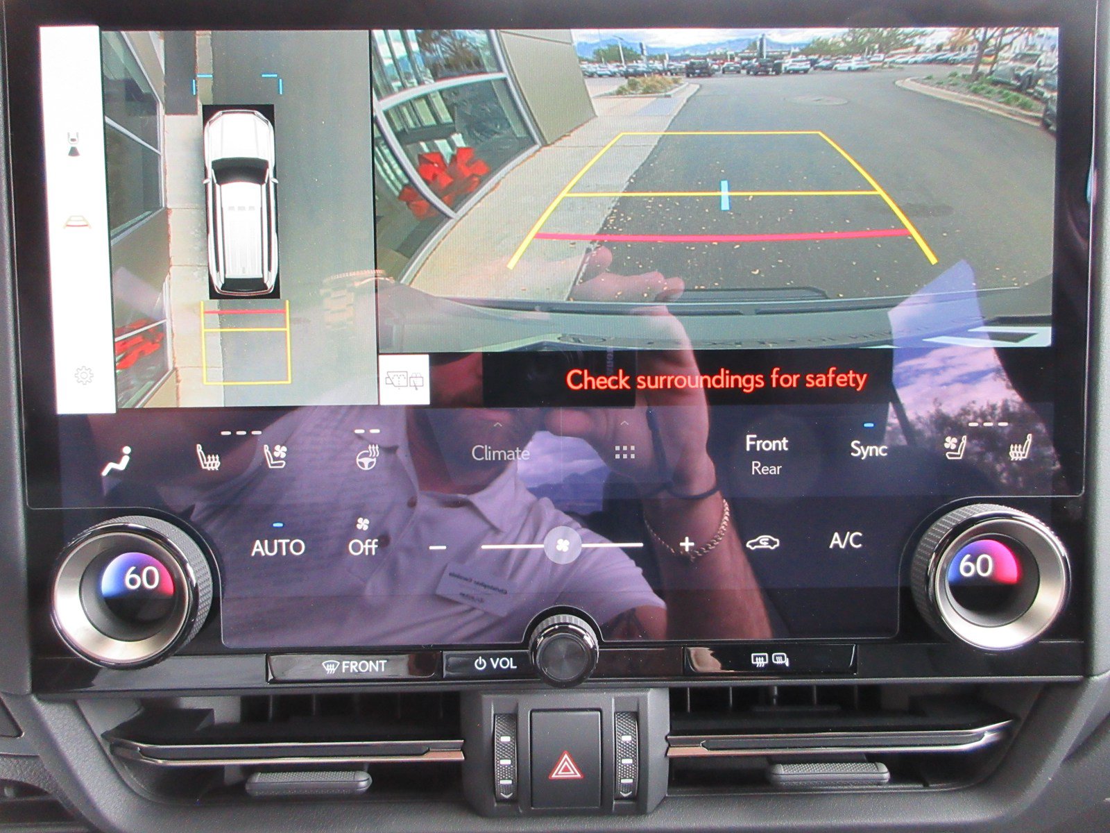 Used 2026 Lexus GX 550 w/ Cold Area Package AWD/4WD image 43