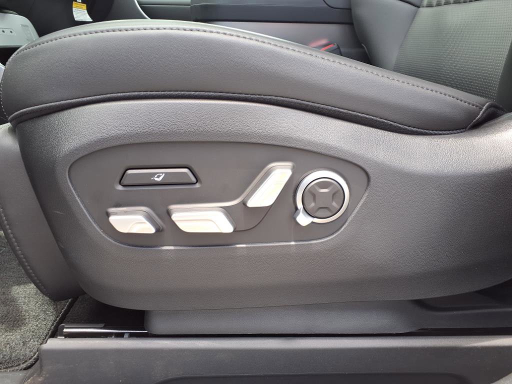 New 2026 Hyundai Ioniq 9 Calligraphy image 14