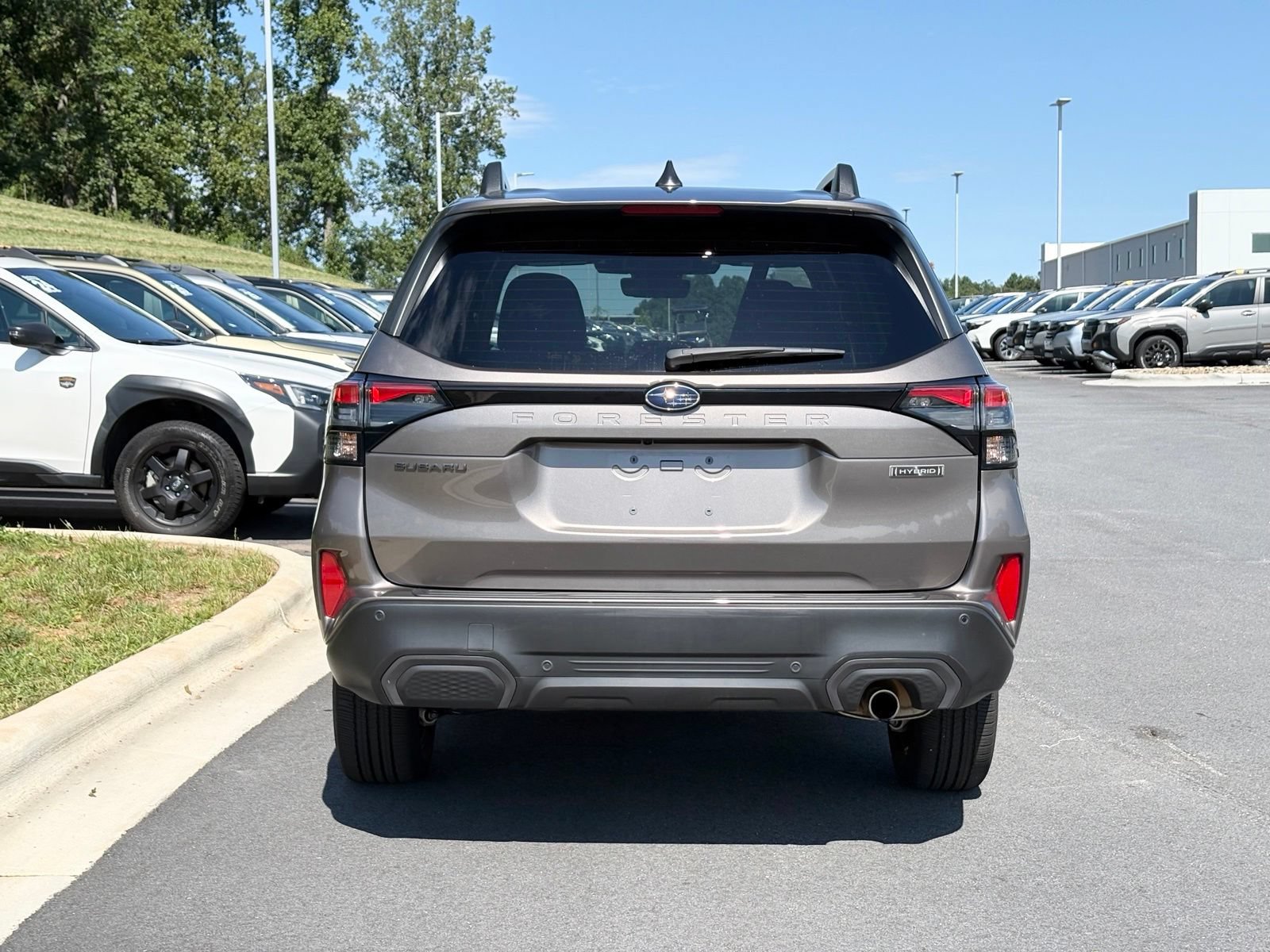 Used 2025 Subaru Forester Limited w/ Popular Package AWD/4WD image 10