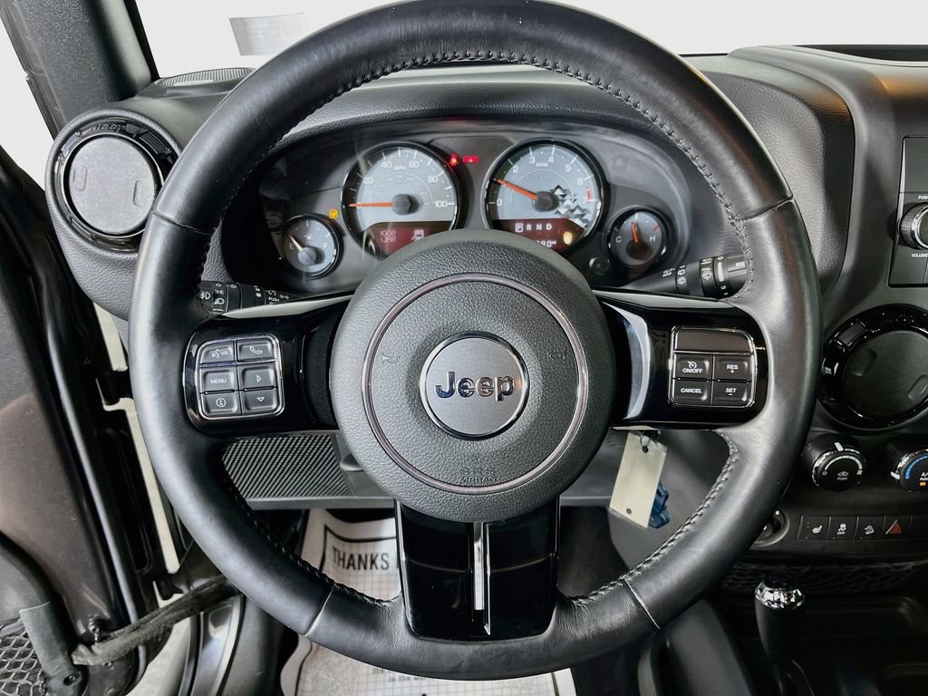 Used 2017 Jeep Wrangler Unlimited Sahara AWD/4WD image 12