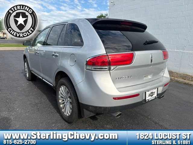 Used 2013 Lincoln MKX AWD image 3