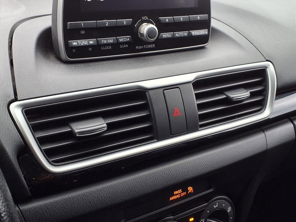 Used 2014 MAZDA MAZDA3 i Sport image 27