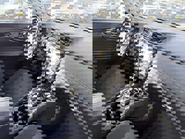 Certified 2017 Nissan Rogue SV w/ SV Premium Package image 18