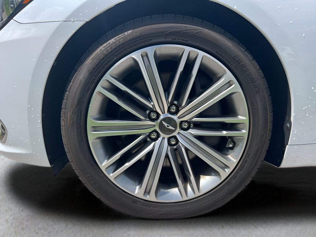 Used 2019 Genesis G80 3.8 RWD image 11